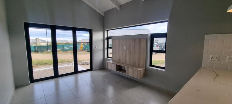 To Let 3 Bedroom Property for Rent in Paradise Coast Western Cape